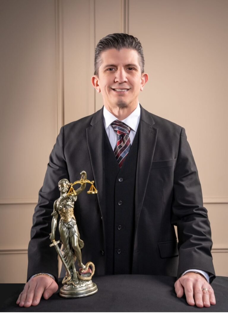 Lawyer for Criminal Amparo